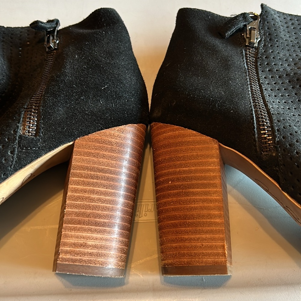 JESSICA SIMPSON BOOTS - Picture 4 of 9